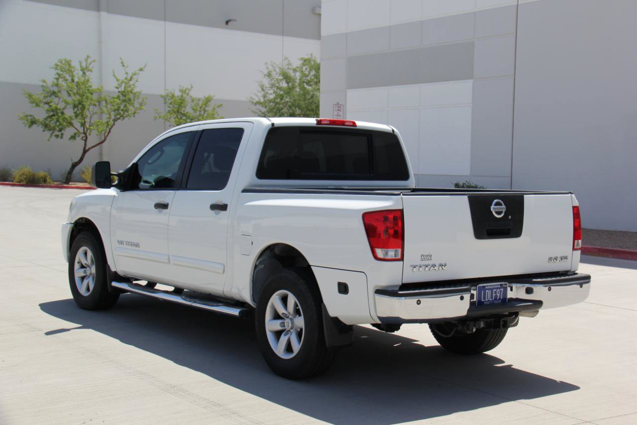 Used 2008 Nissan Titan SE AWD/4WD image 7