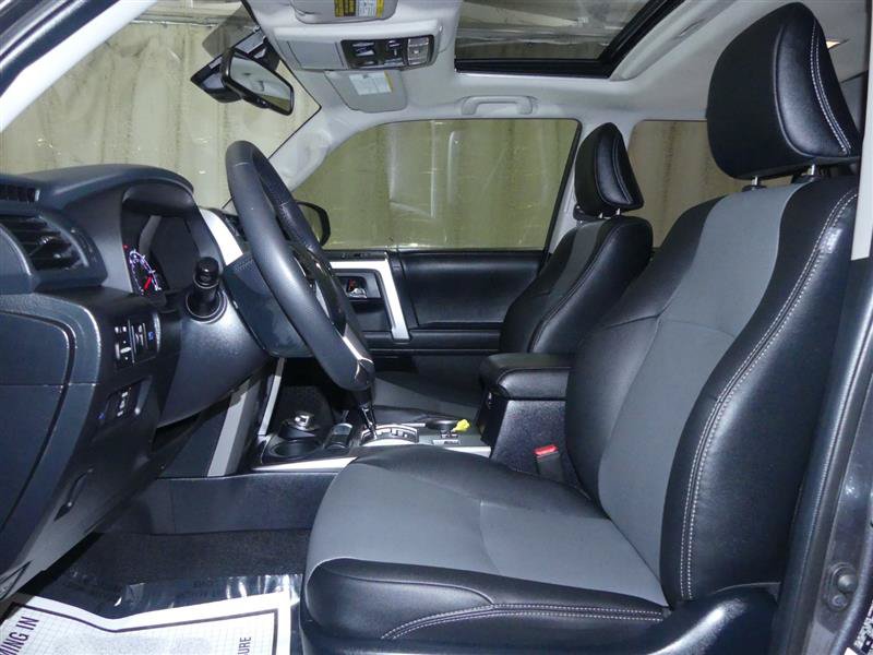 Used 2021 Toyota 4Runner SR5 Premium w/ Moonroof Package AWD/4WD image 21