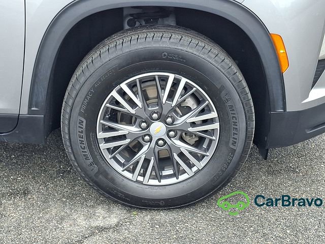 Certified 2025 Chevrolet Traverse LT AWD/4WD image 8