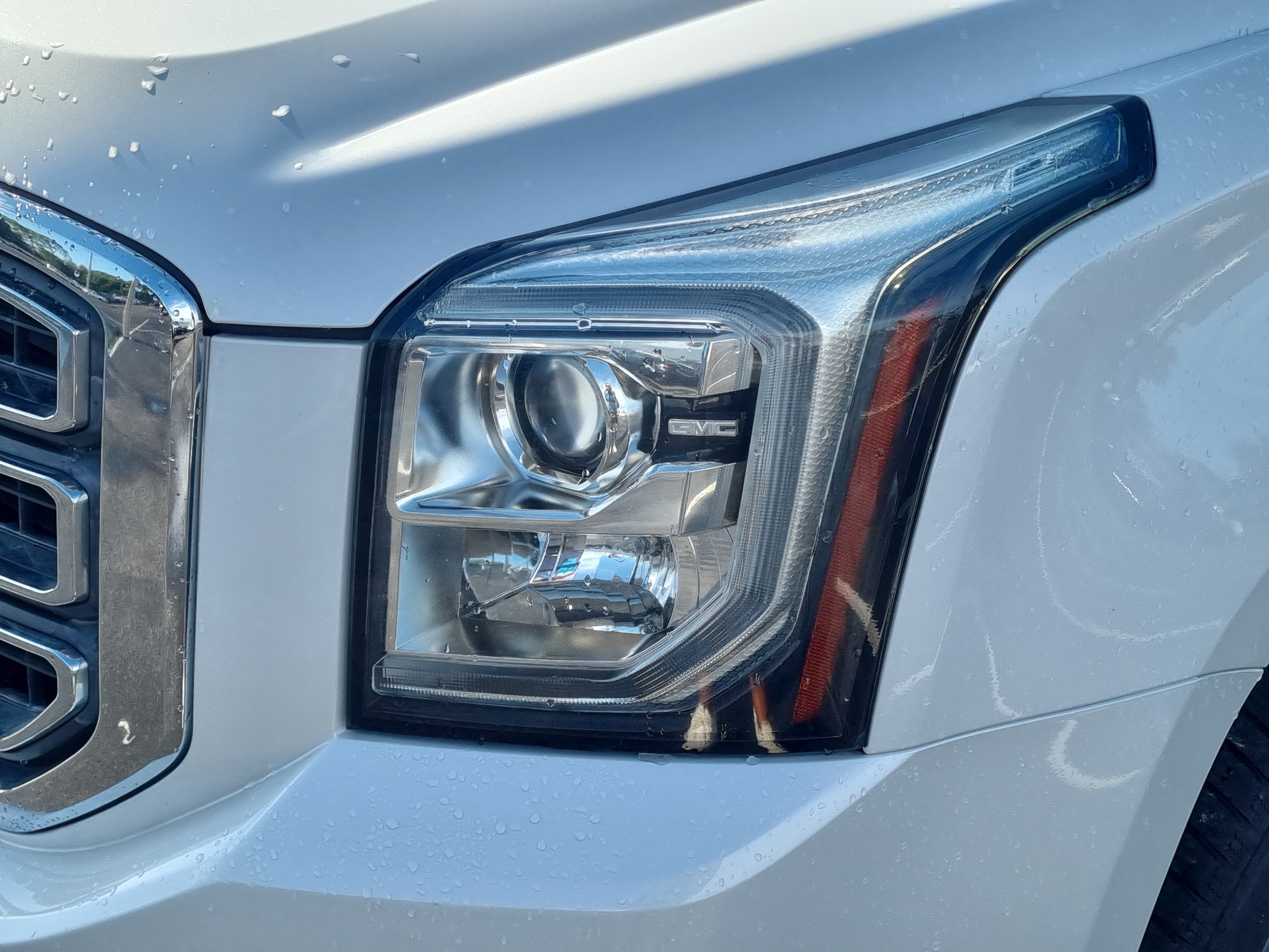Used 2020 GMC Yukon SLT w/ Open Road Package RWD image 4