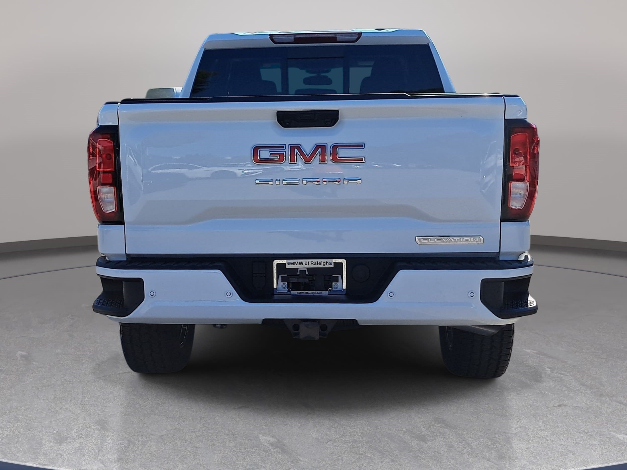 Used 2026 GMC Sierra 1500 Elevation w/ Elevation Premium Package AWD/4WD image 6