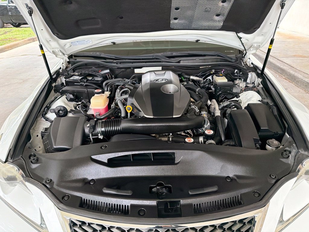 Used 2016 Lexus IS 200t w/ F Sport Package RWD image 11