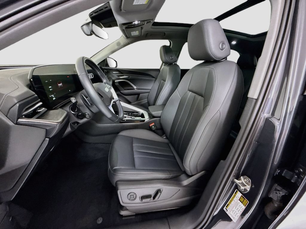 Used 2025 Audi Q5 Premium w/ Premium Plus AWD/4WD image 19