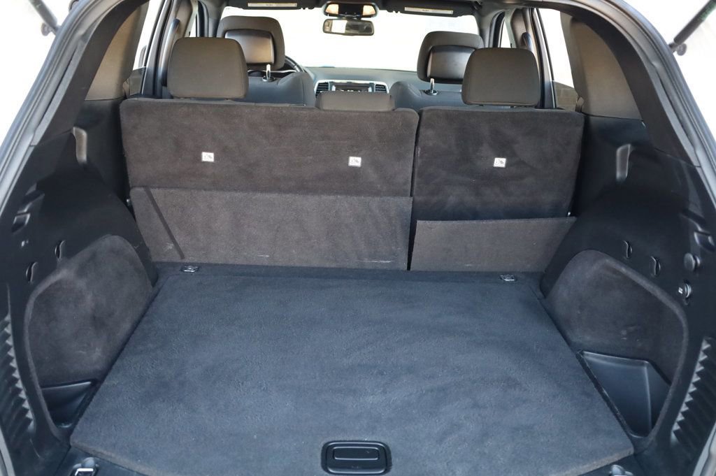 Used 2016 Jeep Grand Cherokee Laredo w/ Quick Order Package 23E image 11