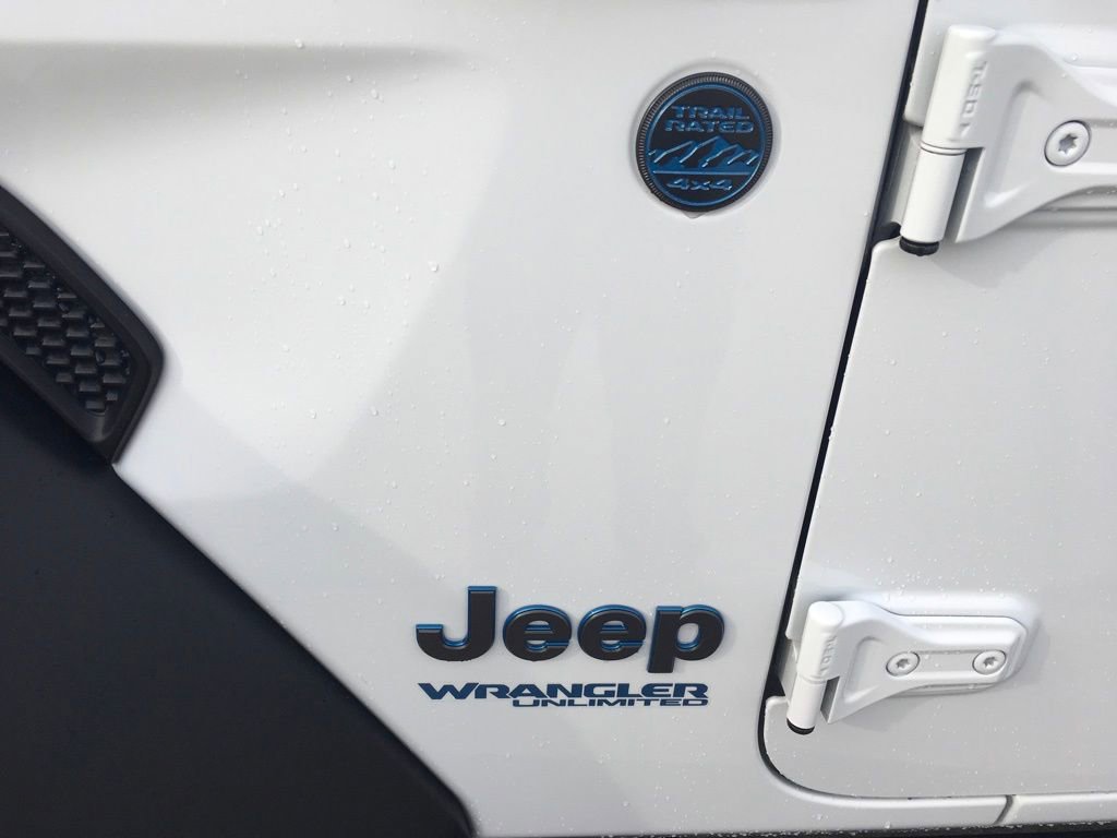 Used 2022 Jeep Wrangler Unlimited Rubicon 4xe w/ Cold Weather Group image 34