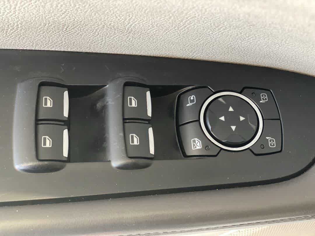Used 2016 Lincoln MKX Reserve w/ Technology Package AWD/4WD image 16