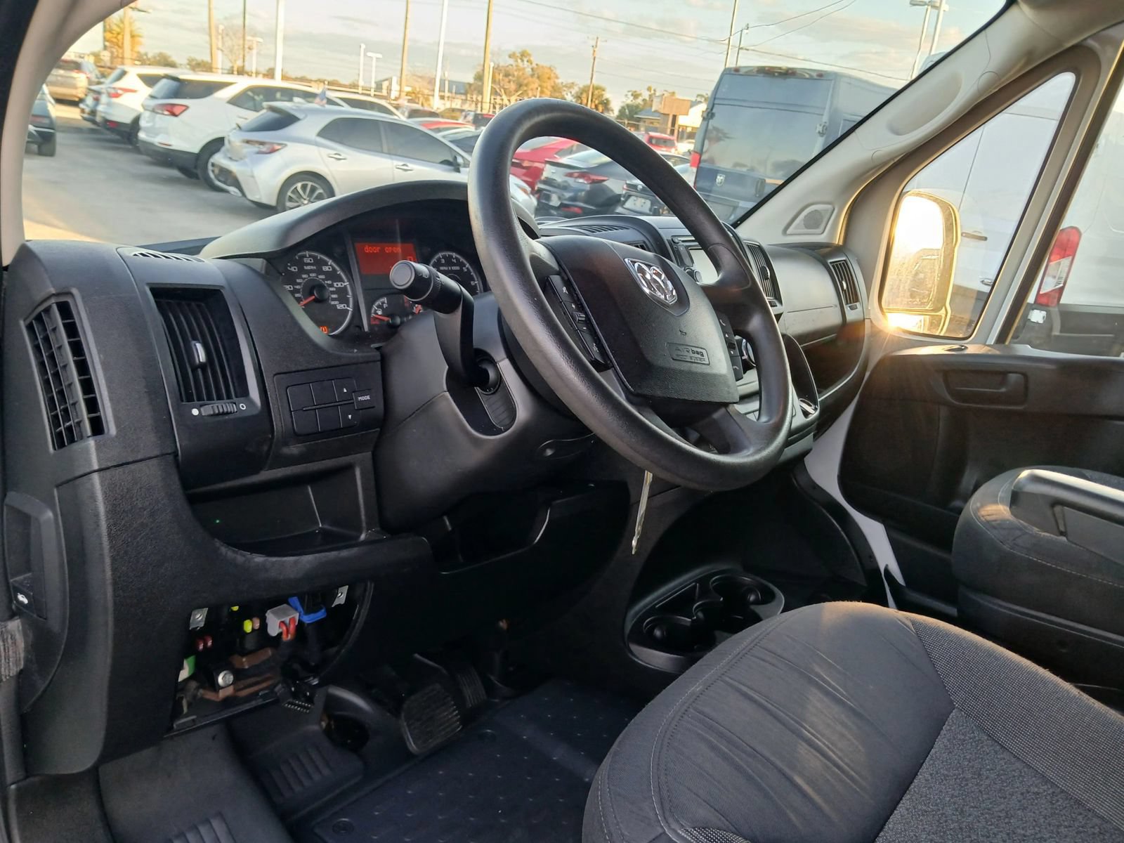 Used 2017 RAM ProMaster 1500 FWD image 10