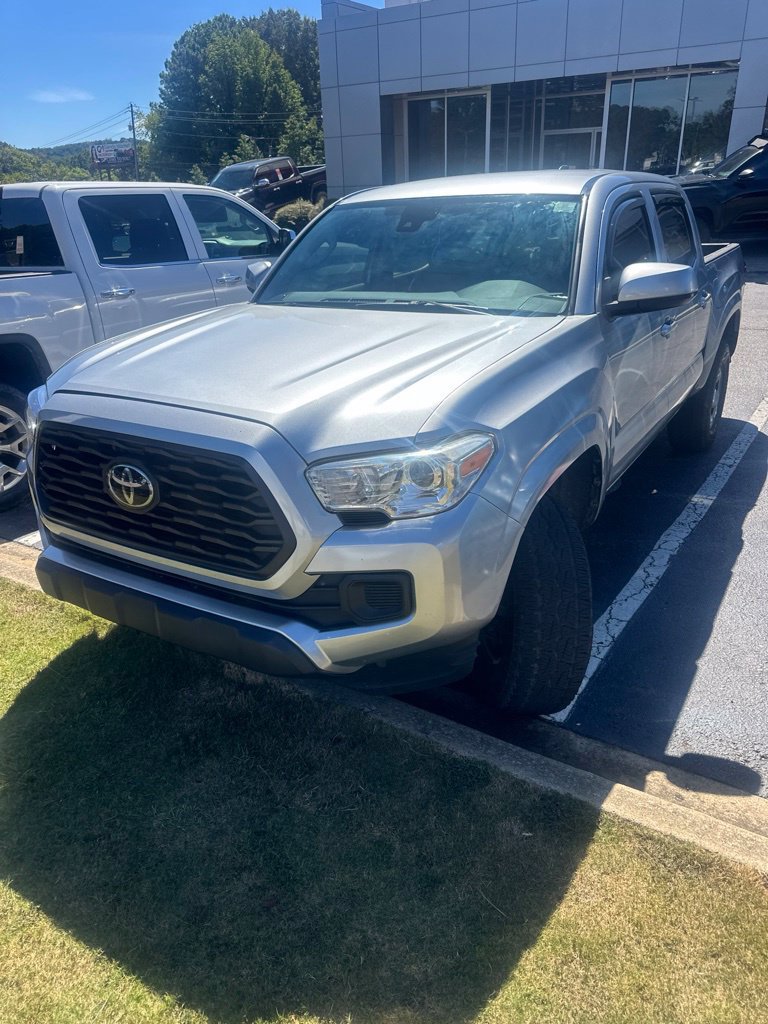 Used 2022 Toyota Tacoma SR AWD/4WD image 1