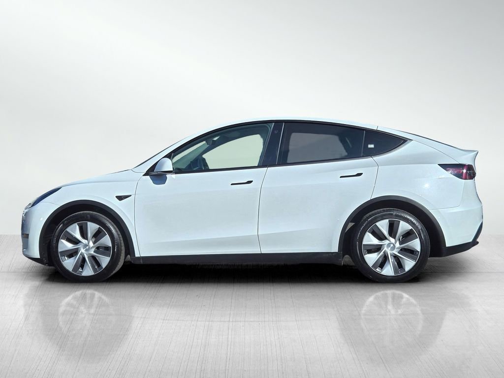 Used 2023 Tesla Model Y Long Range image 7