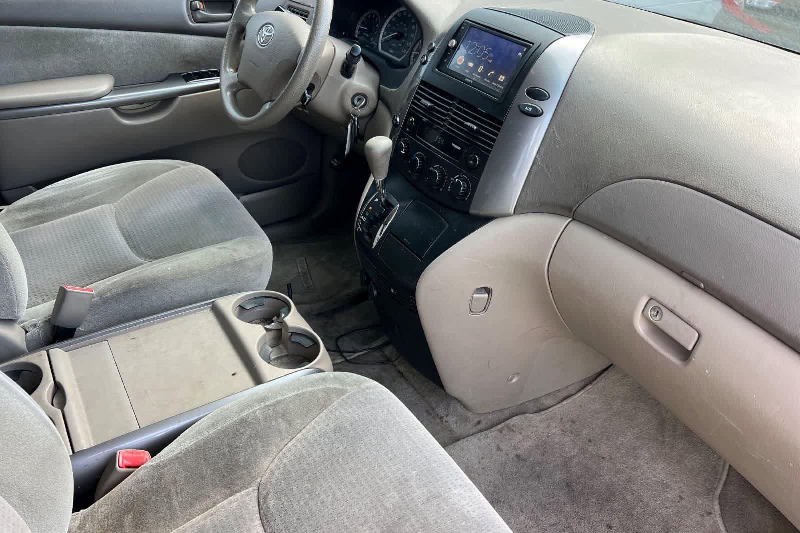 Used 2008 Toyota Sienna CE image 17