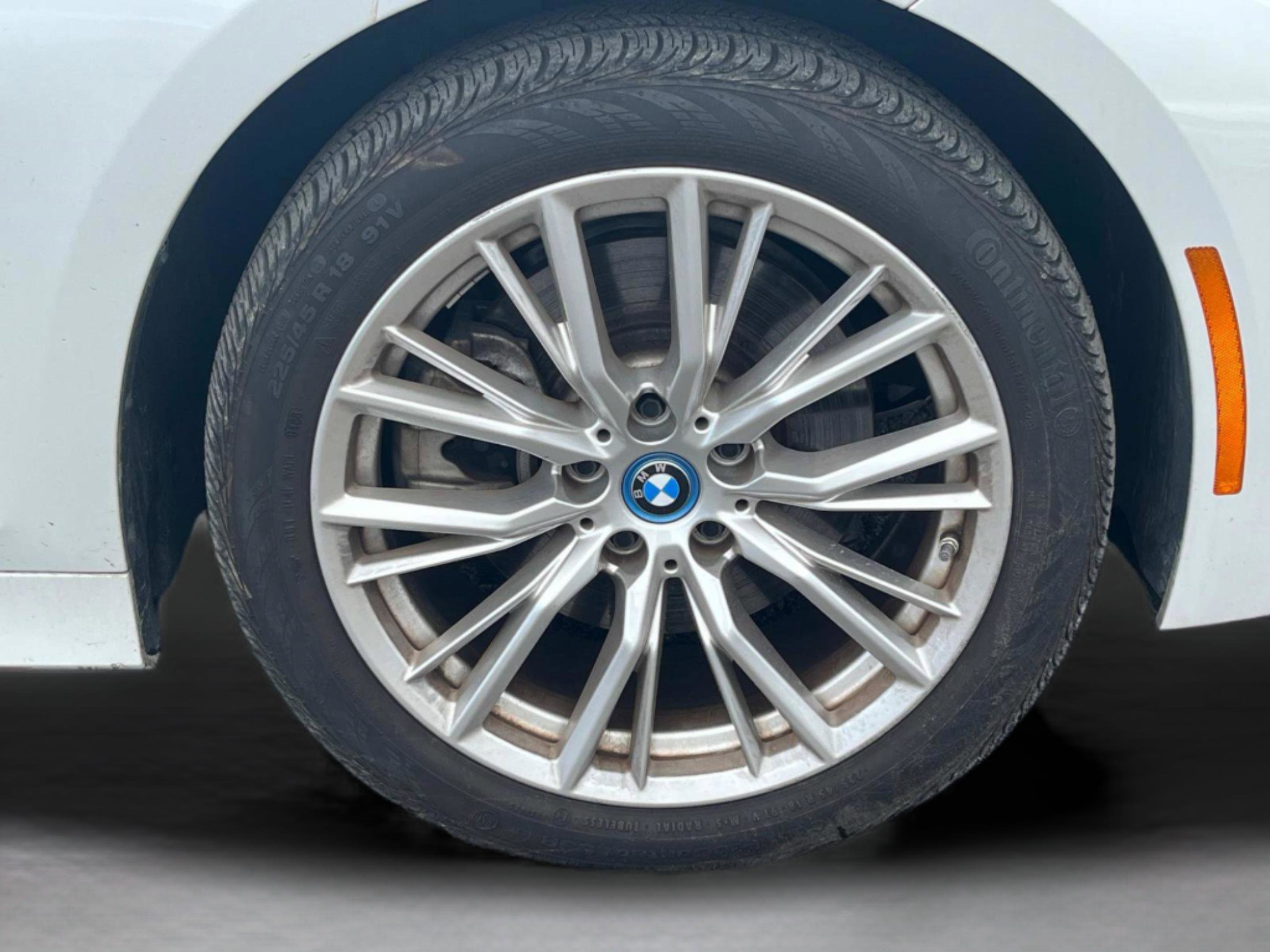 Used 2024 BMW 330e xDrive image 85