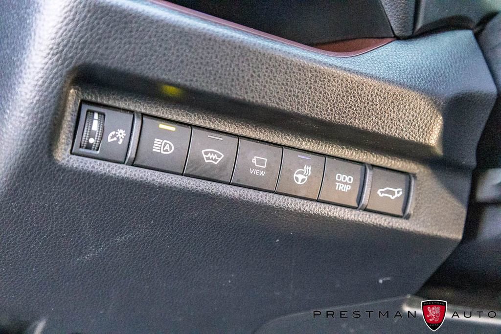 Used 2023 Toyota RAV4 Limited image 27