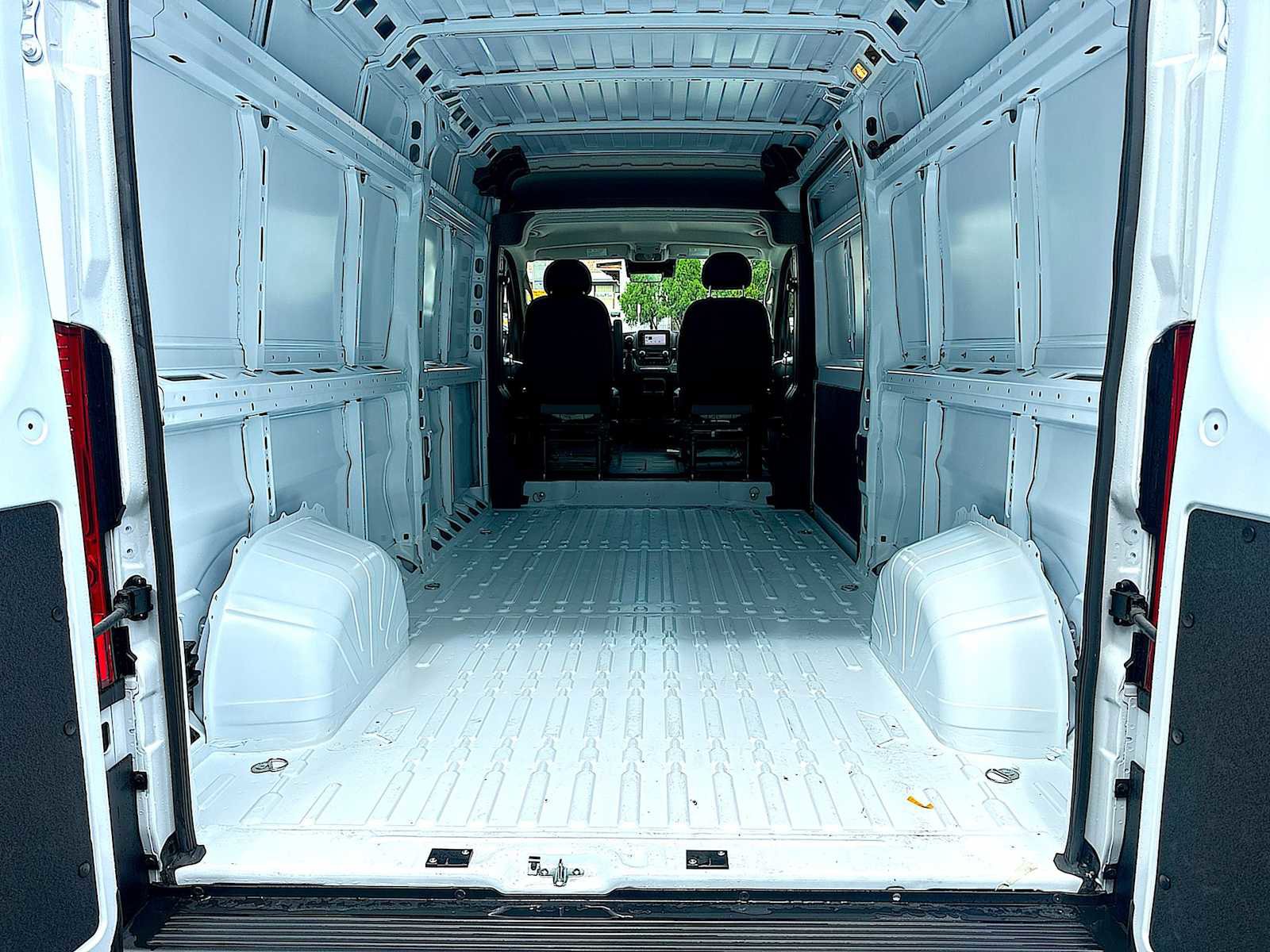 New 2026 RAM ProMaster 2500 FWD image 11