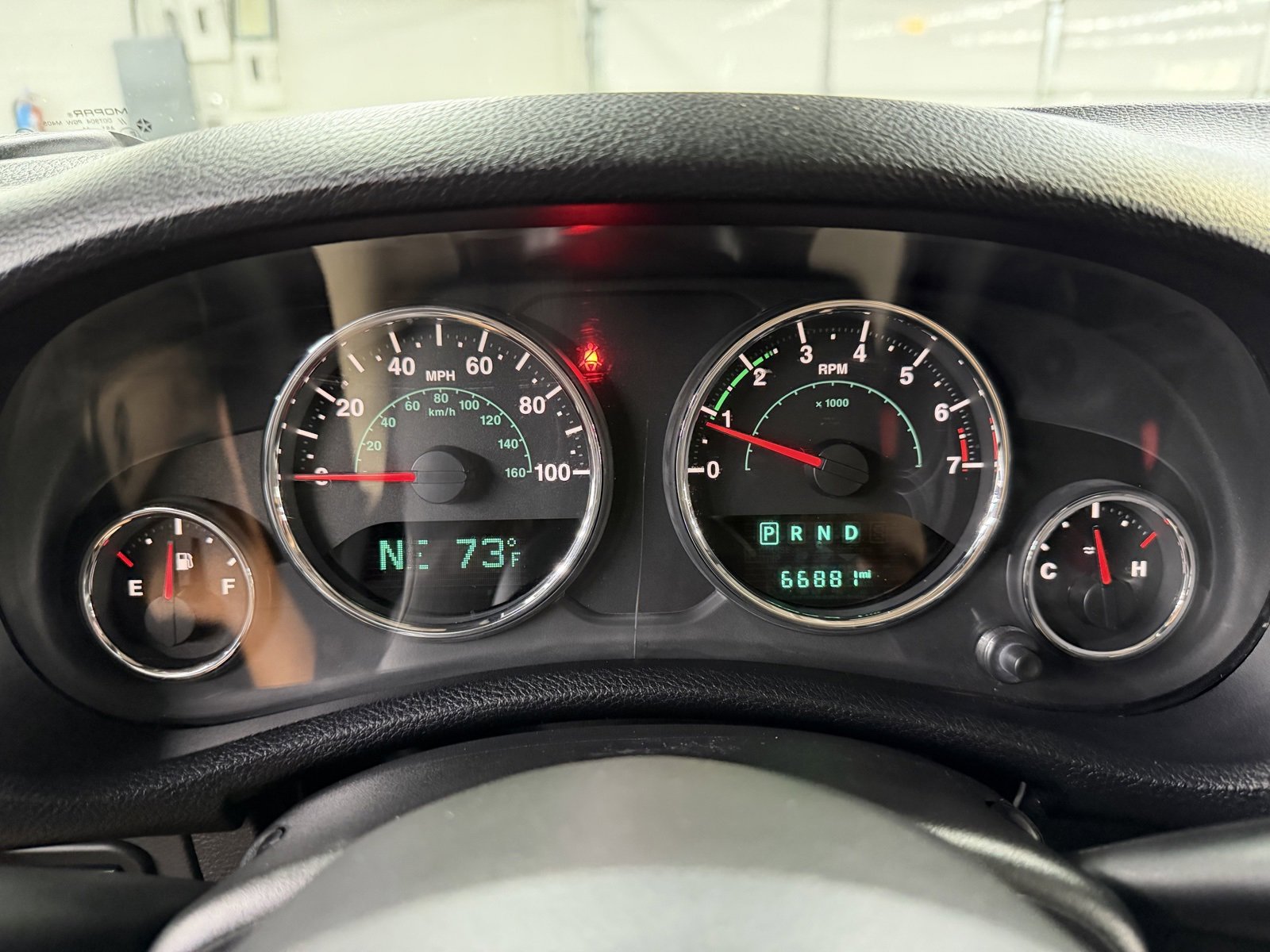 Used 2017 Jeep Wrangler Unlimited Rubicon w/ Connectivity Group image 14