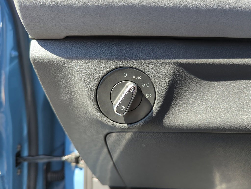 New 2026 Volkswagen Jetta SE image 35