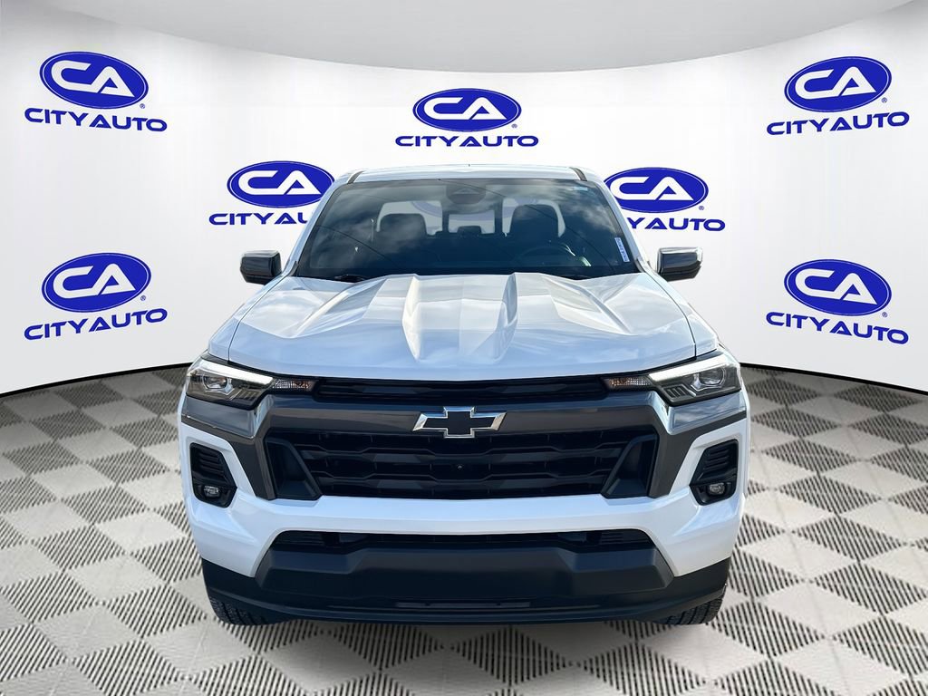 Used 2023 Chevrolet Colorado LT w/ LT Convenience Package III image 10