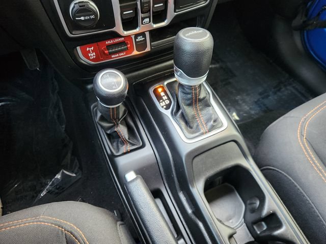 Used 2023 Jeep Gladiator Mojave AWD/4WD image 23