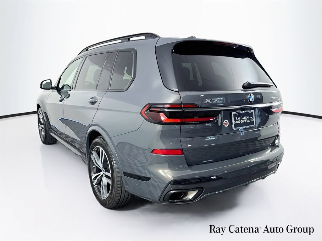 Used 2026 BMW X7 xDrive40i w/ M Sport Package AWD/4WD image 5