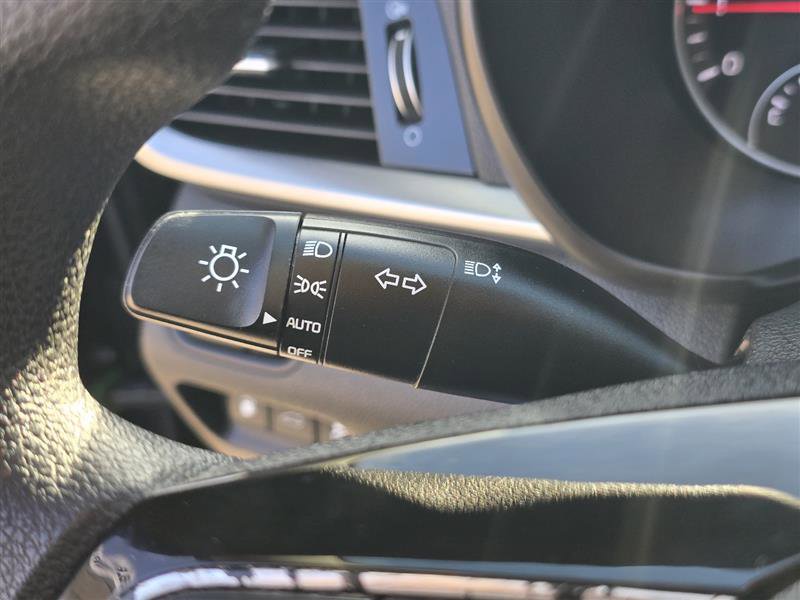 Used 2019 Kia Optima LX image 39