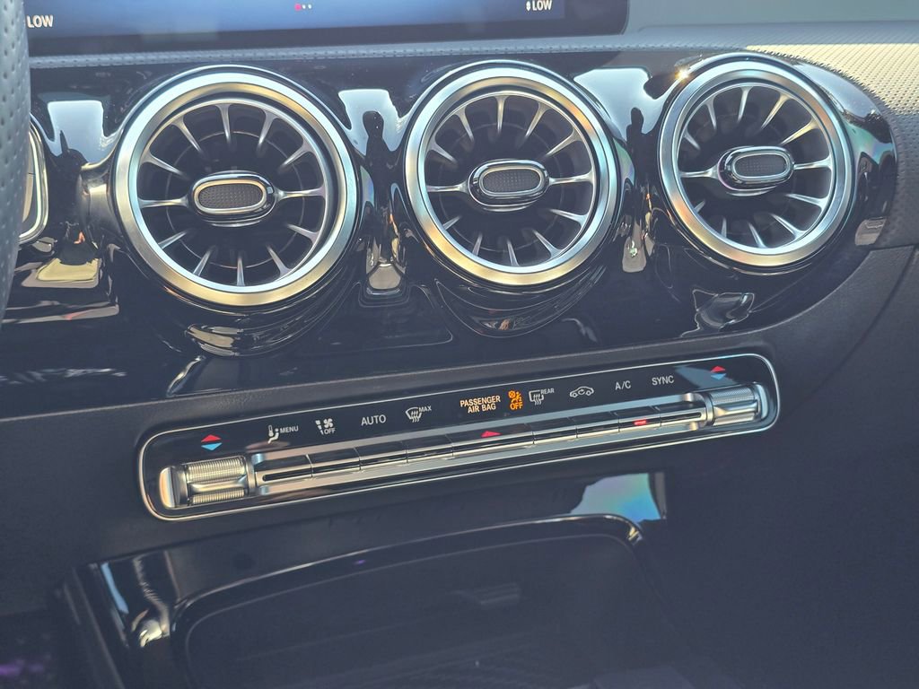 Used 2024 Mercedes-Benz CLA 250 4MATIC w/ AMG Night Package image 30