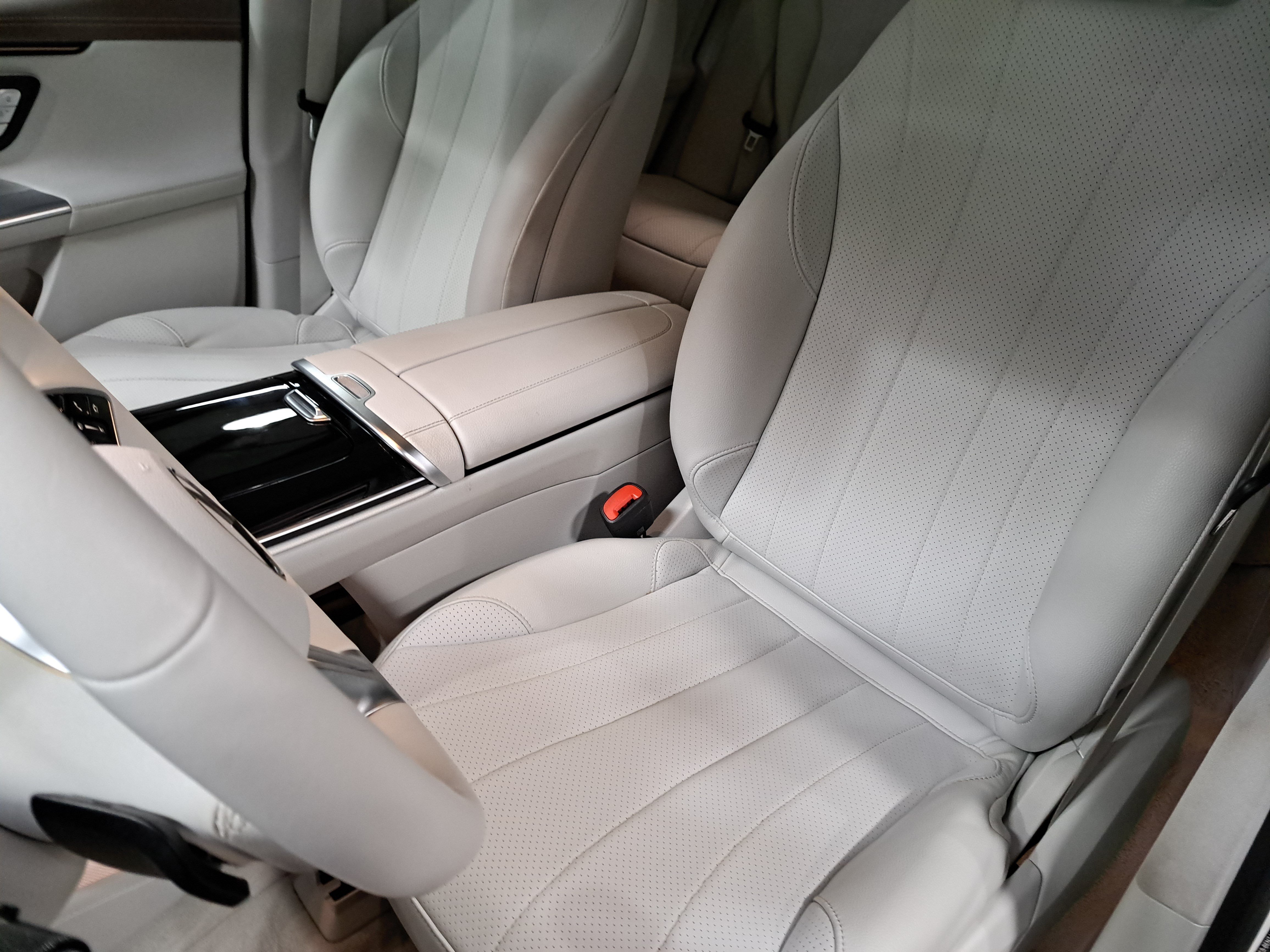 Certified 2023 Mercedes-Benz EQE 350+ SUV image 18