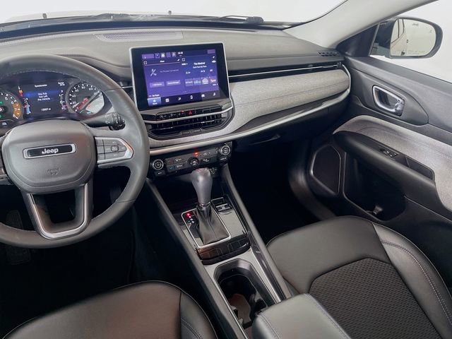 Used 2022 Jeep Compass Latitude FWD image 23
