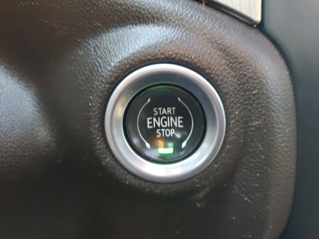 Used 2022 GMC Sierra 2500 Denali w/ Denali Ultimate Package image 29