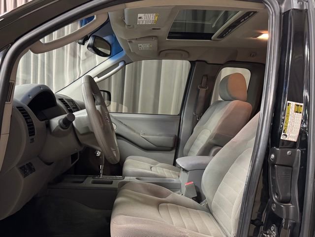 Used 2006 Nissan Frontier XE w/ (G01) XE Preferred Pkg image 22