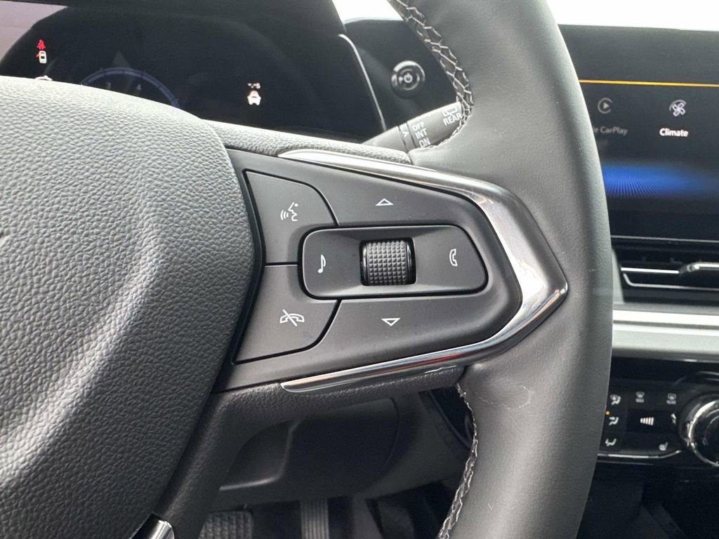 New 2026 Chevrolet Trax LT w/ Driver Confidence Package image 23