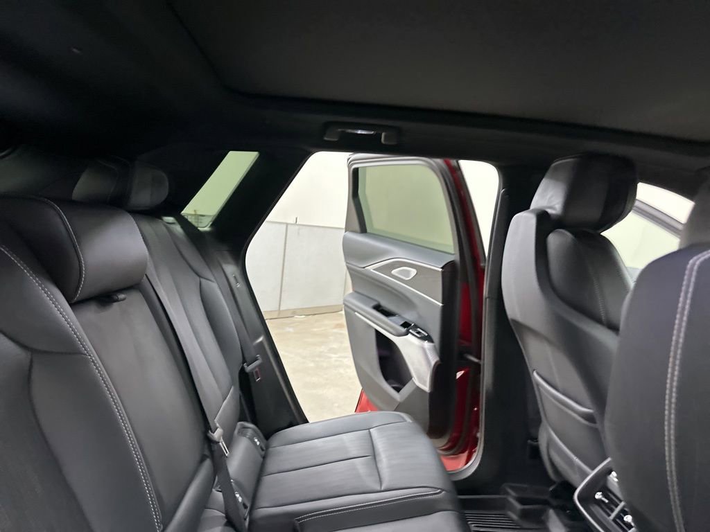 Certified 2024 Cadillac Lyriq Luxury w/ LPO, Floor Liner Package image 22