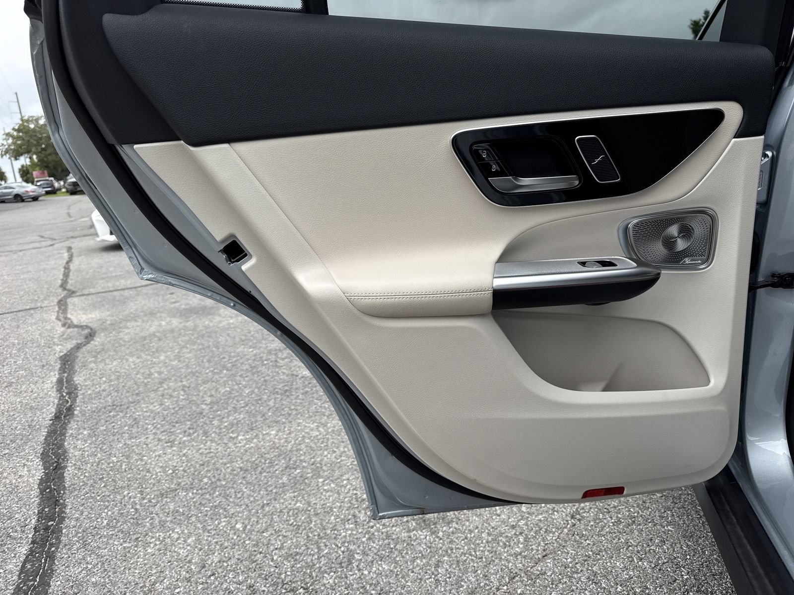 Certified 2025 Mercedes-Benz GLC 350e 4MATIC image 34