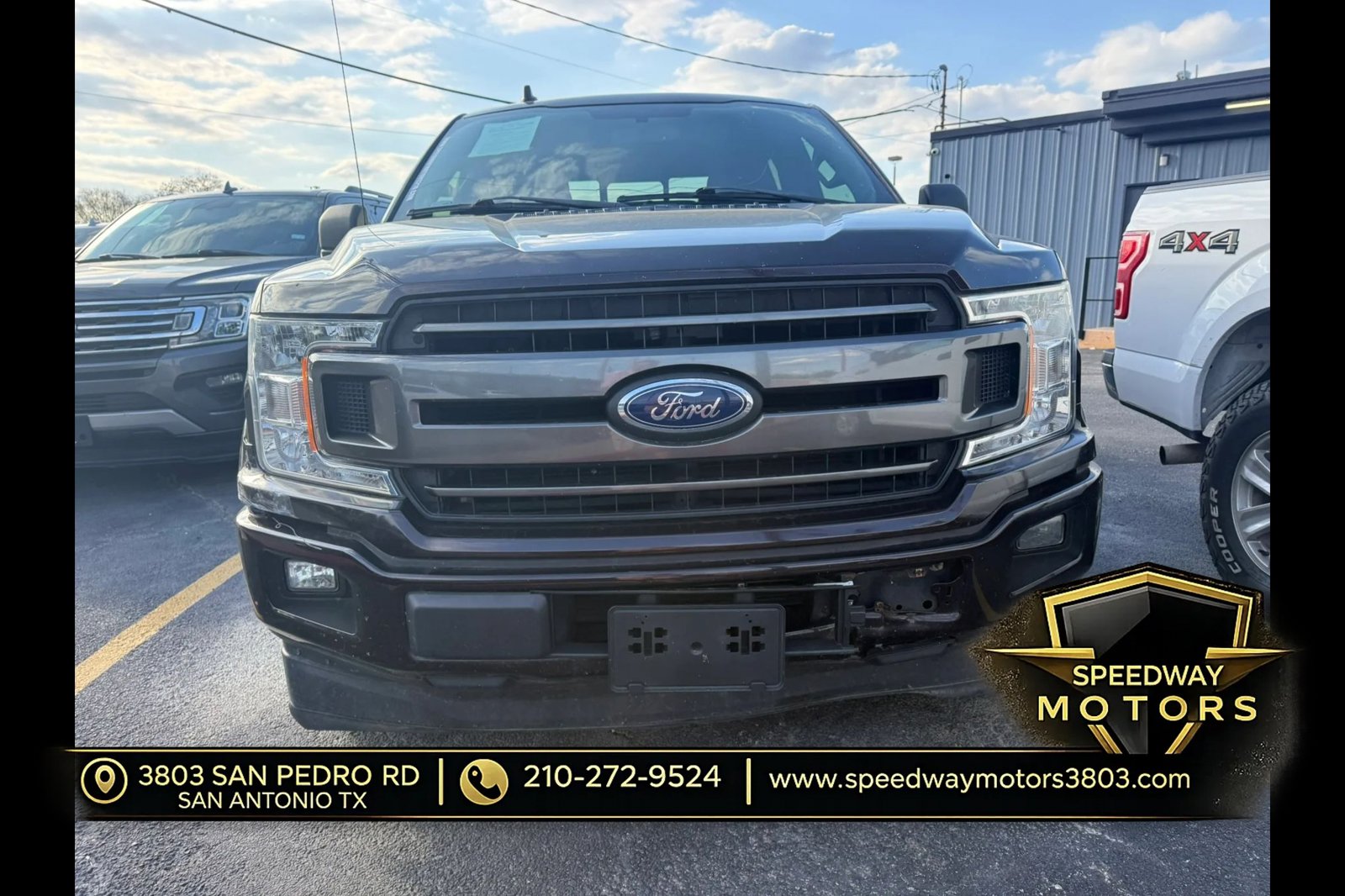 Used 2018 Ford F150 XLT w/ Equipment Group 302A Luxury RWD image 2