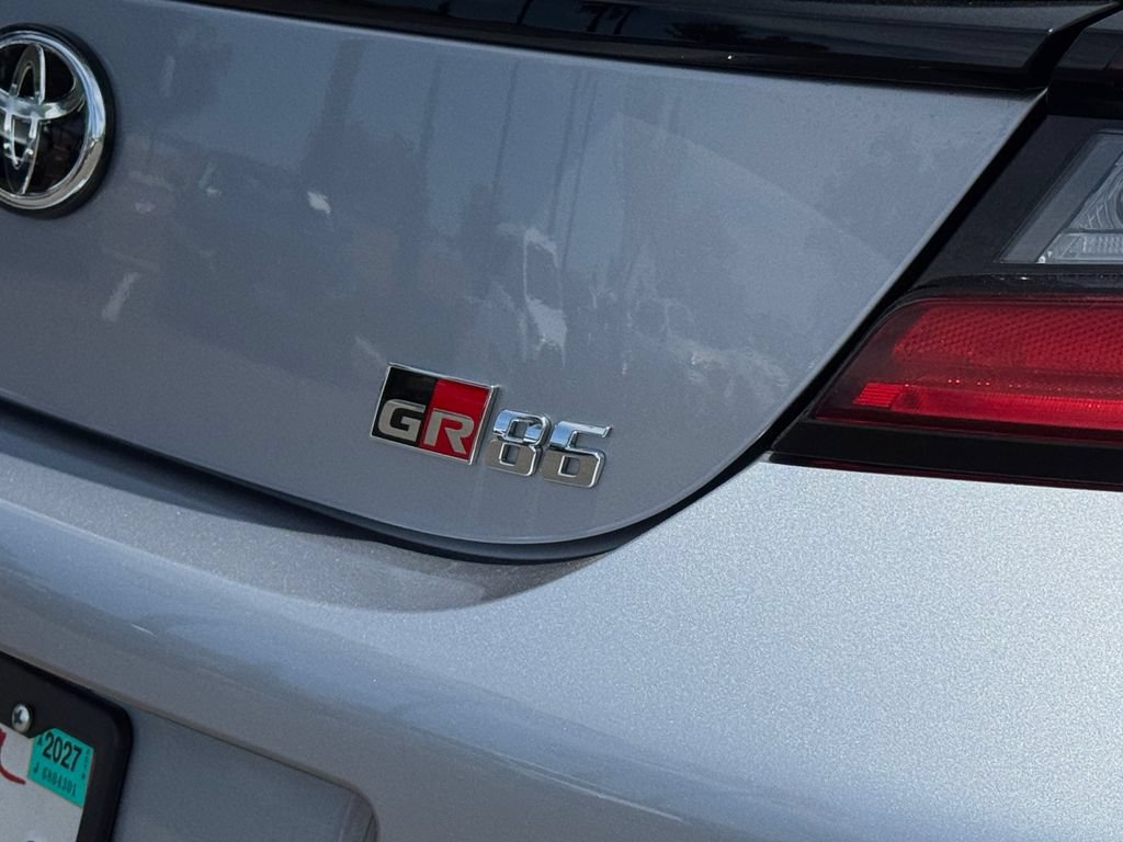 Used 2024 Toyota GR86 Premium RWD image 24