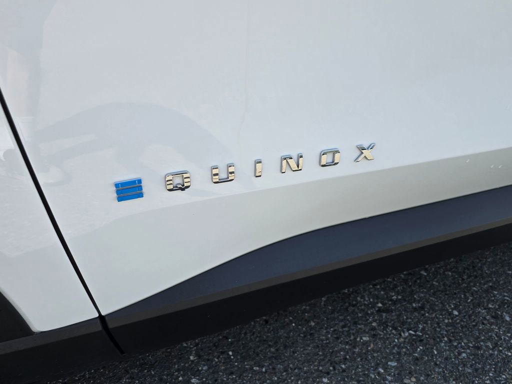 Used 2025 Chevrolet Equinox EV LT FWD image 10