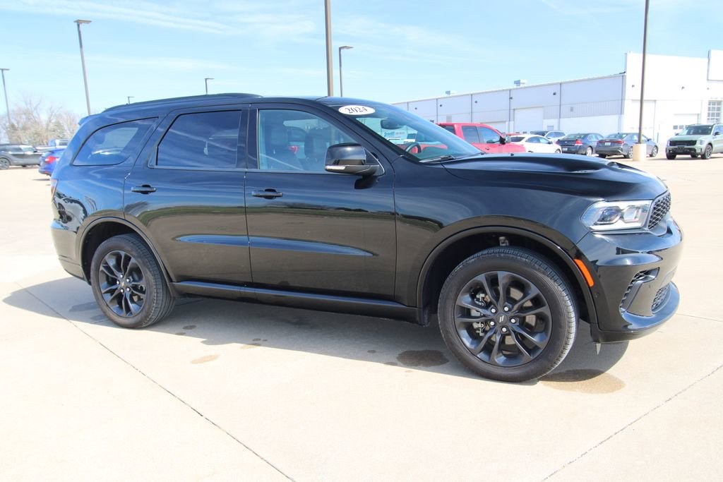 Used 2024 Dodge Durango GT image 3