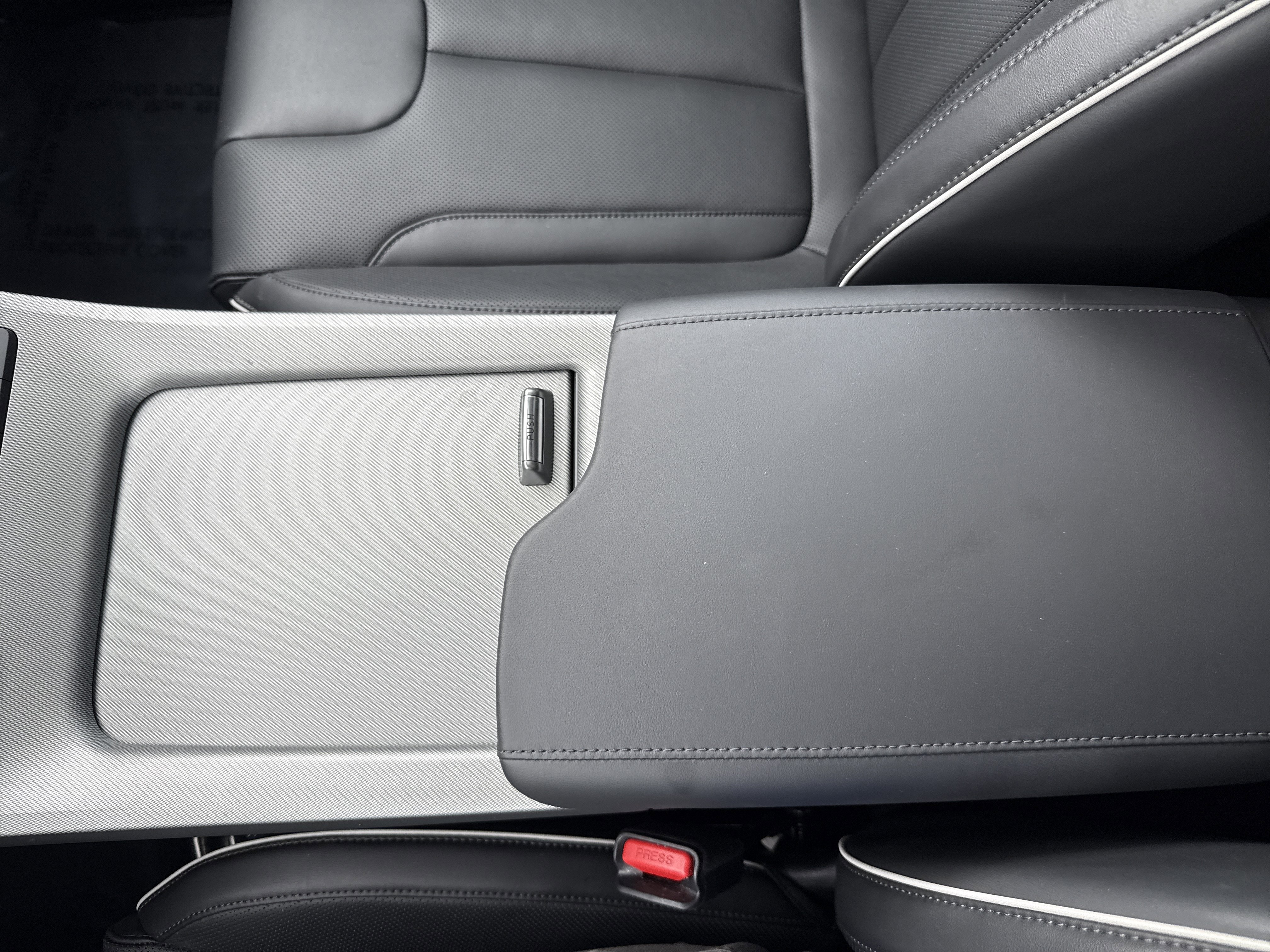 Used 2025 Hyundai Palisade SEL image 24