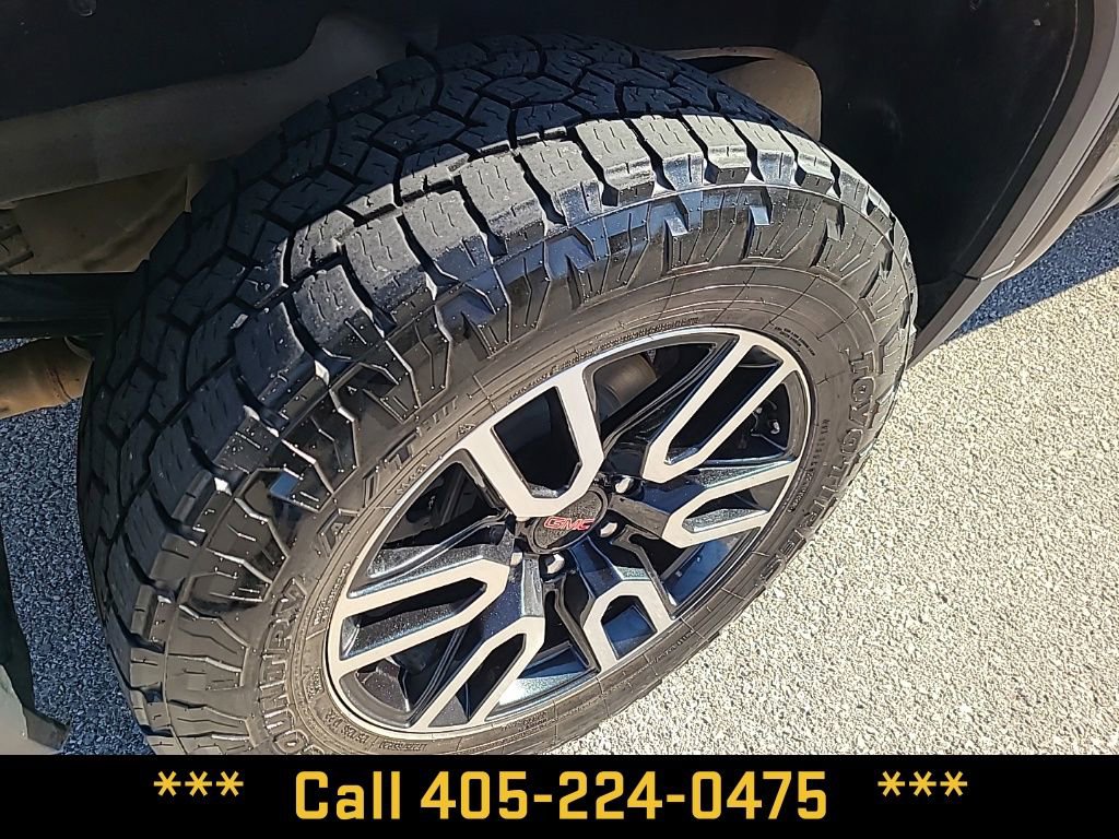 Used 2023 GMC Sierra 1500 AT4 w/ Technology Package image 14