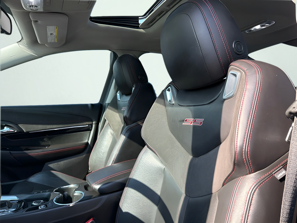 Used 2015 Chevrolet SS RWD image 39