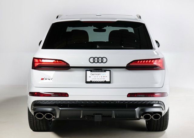 New 2026 Audi SQ7 Premium Plus image 7