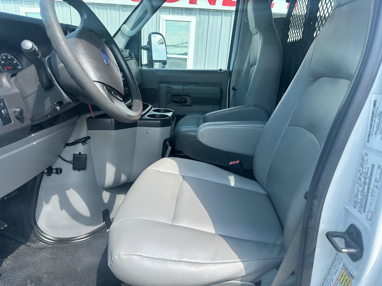 Used 2012 Ford E-350 and Econoline 350 Super Duty w/ Insulation Pkg RWD image 8