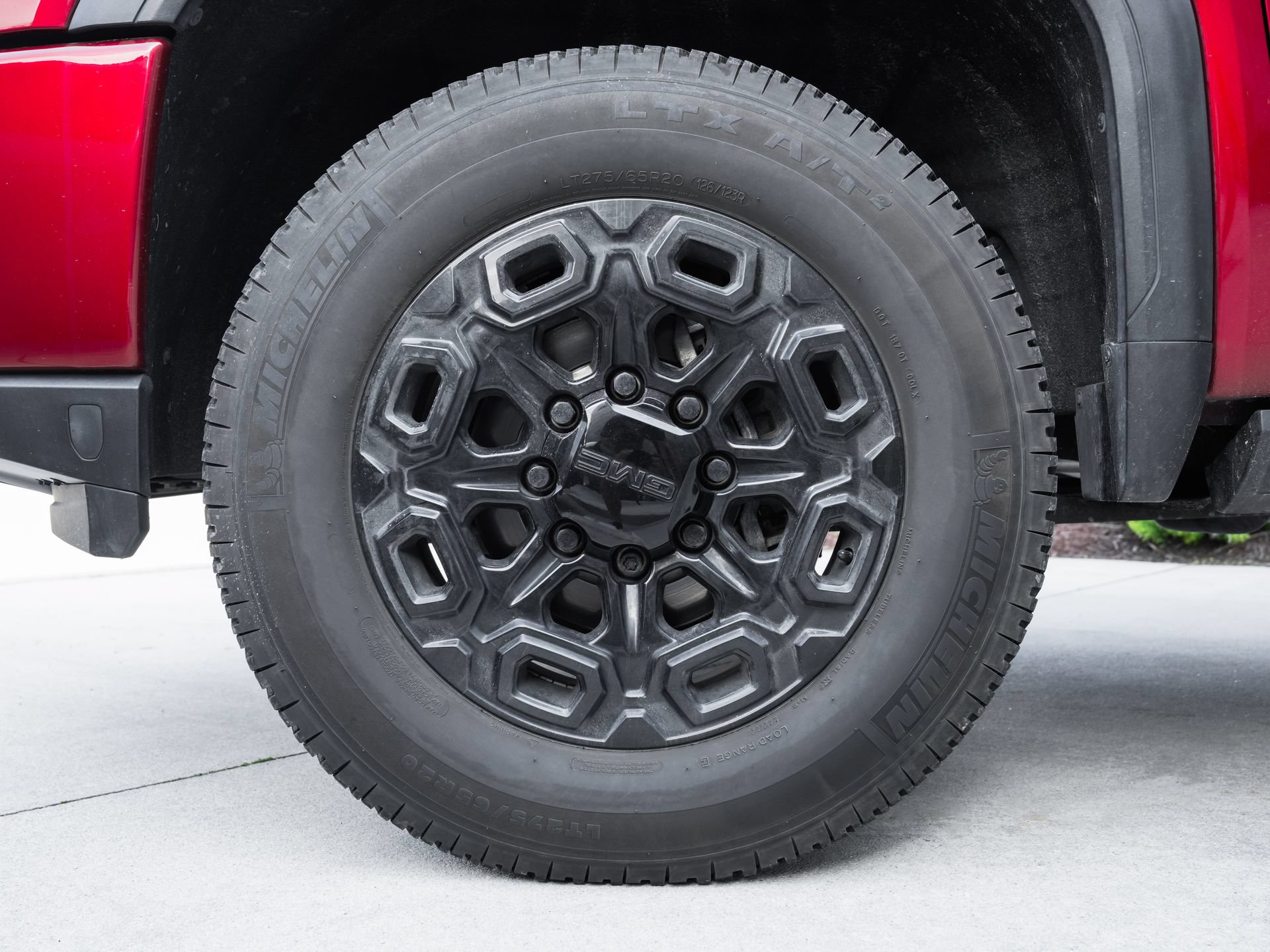 Used 2021 GMC Sierra 2500 AT4 w/ AT4 Premium Plus Package AWD/4WD image 15
