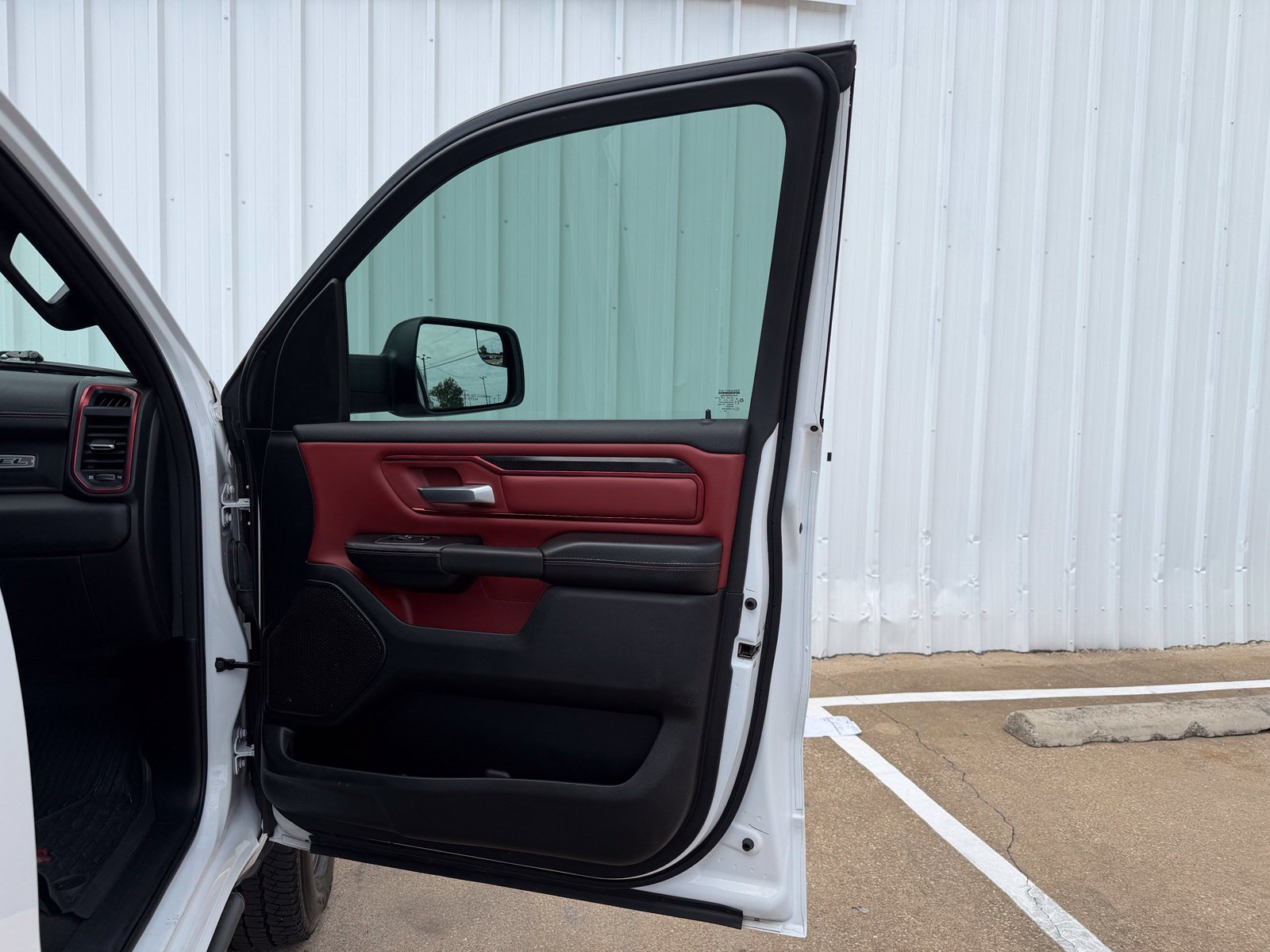 Used 2022 RAM 1500 Rebel AWD/4WD image 25