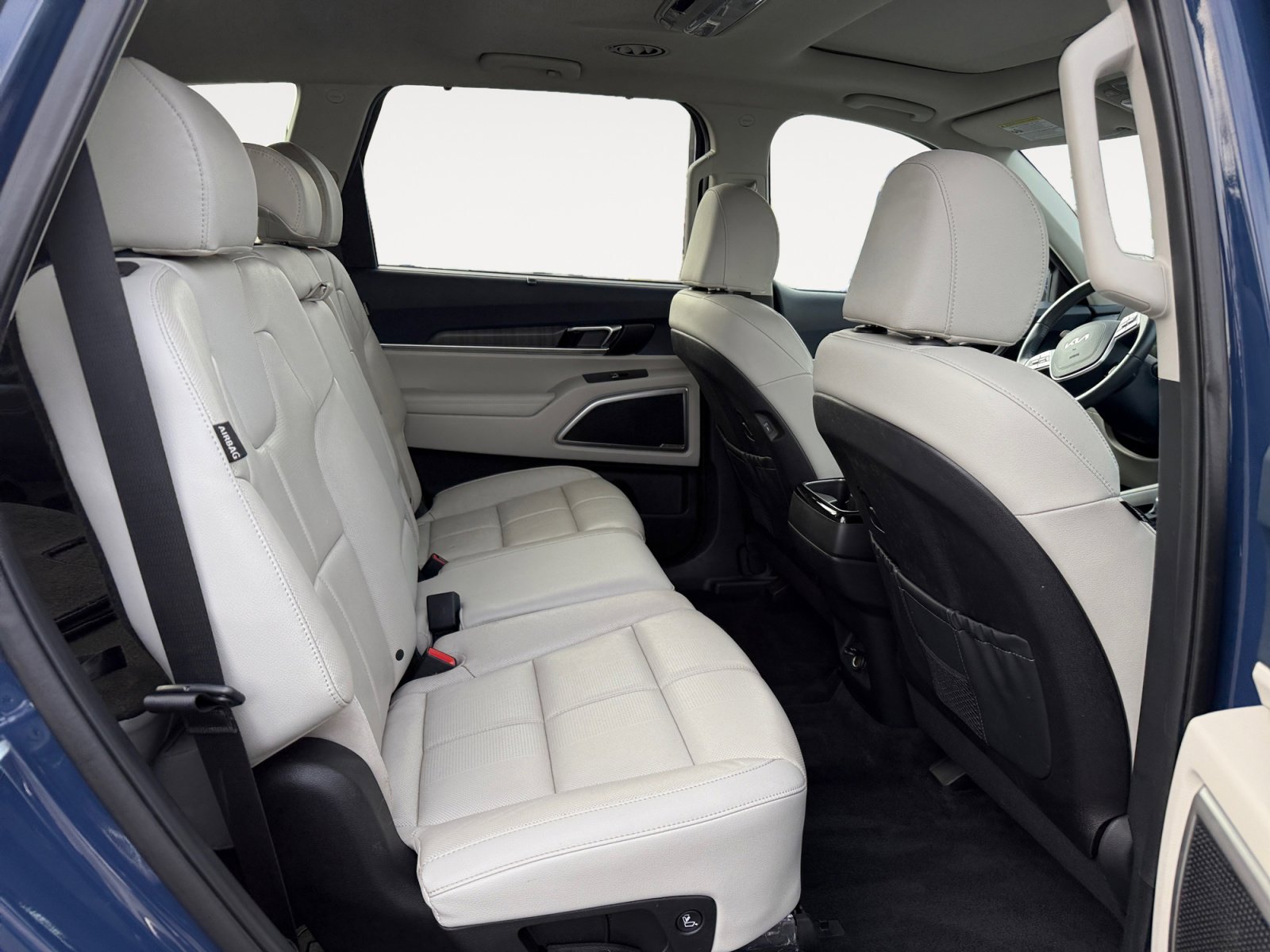 Used 2023 Kia Telluride EX image 18