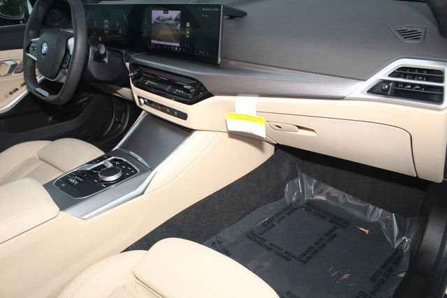 Used 2025 BMW 330i xDrive Sedan w/ M Sport Package image 27