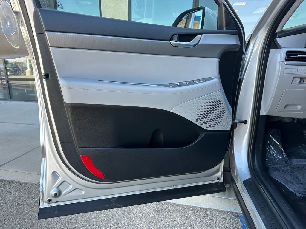 Used 2022 Hyundai Palisade SEL w/ Convenience Package image 12