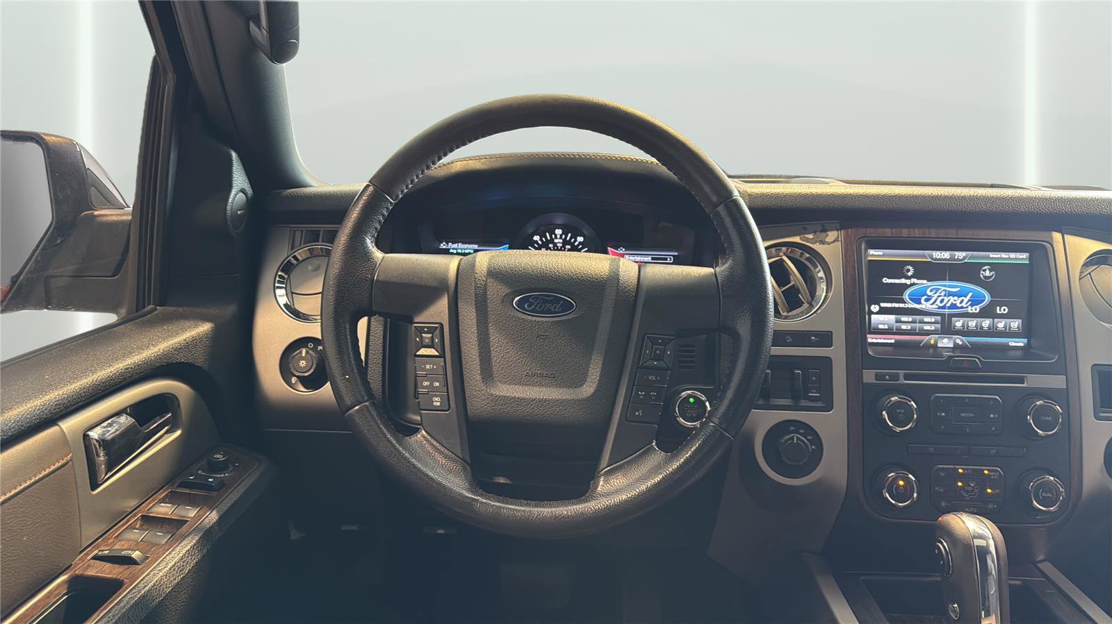 Used 2015 Ford Expedition EL King Ranch AWD/4WD image 12