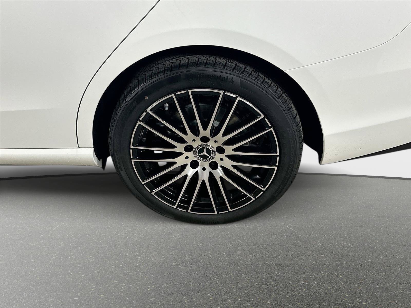 Certified 2026 Mercedes-Benz C 300 4MATIC Sedan image 40