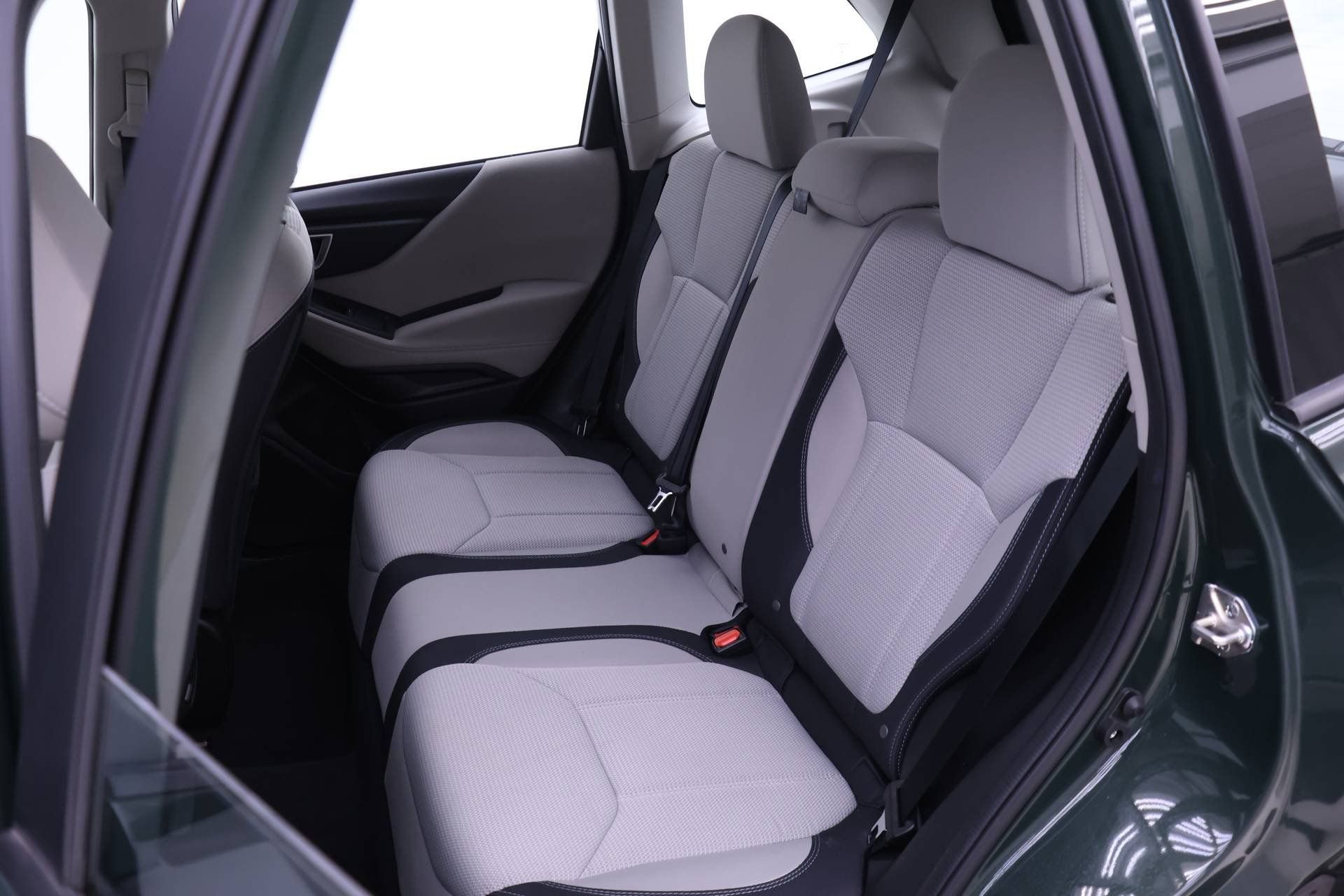 Used 2023 Subaru Forester Base image 9