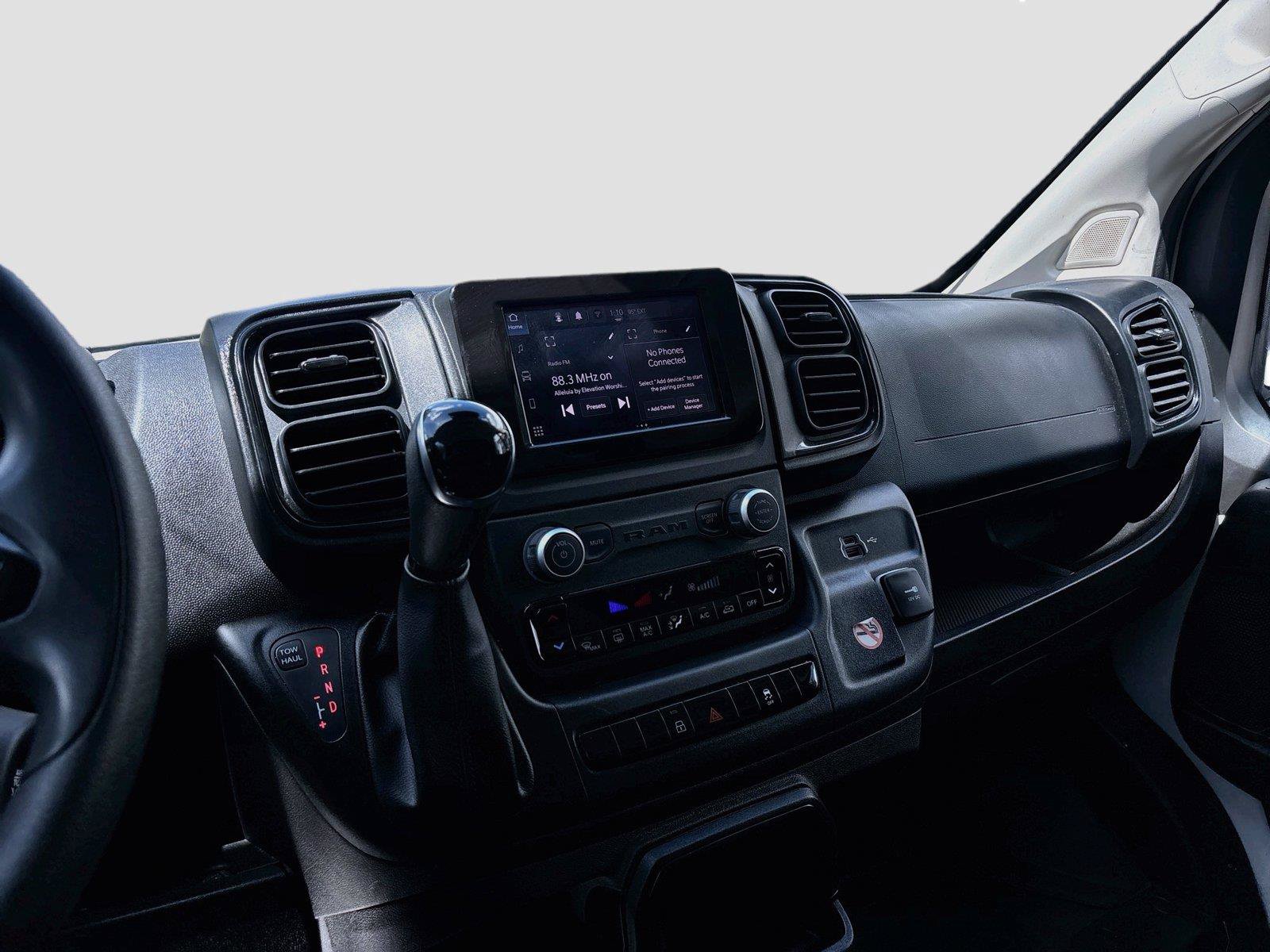 Used 2025 RAM ProMaster 2500 w/ Convenience Group FWD image 11