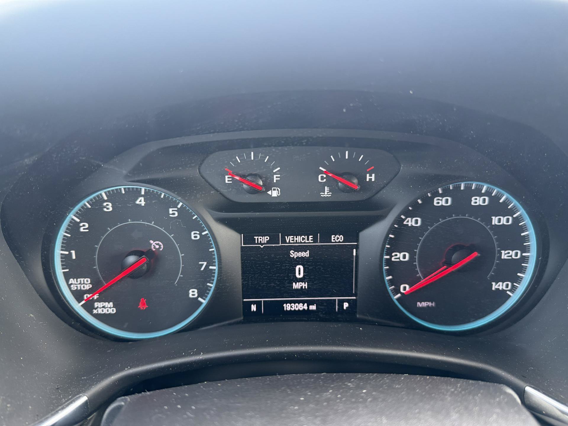 Used 2018 Chevrolet Equinox LT FWD image 10